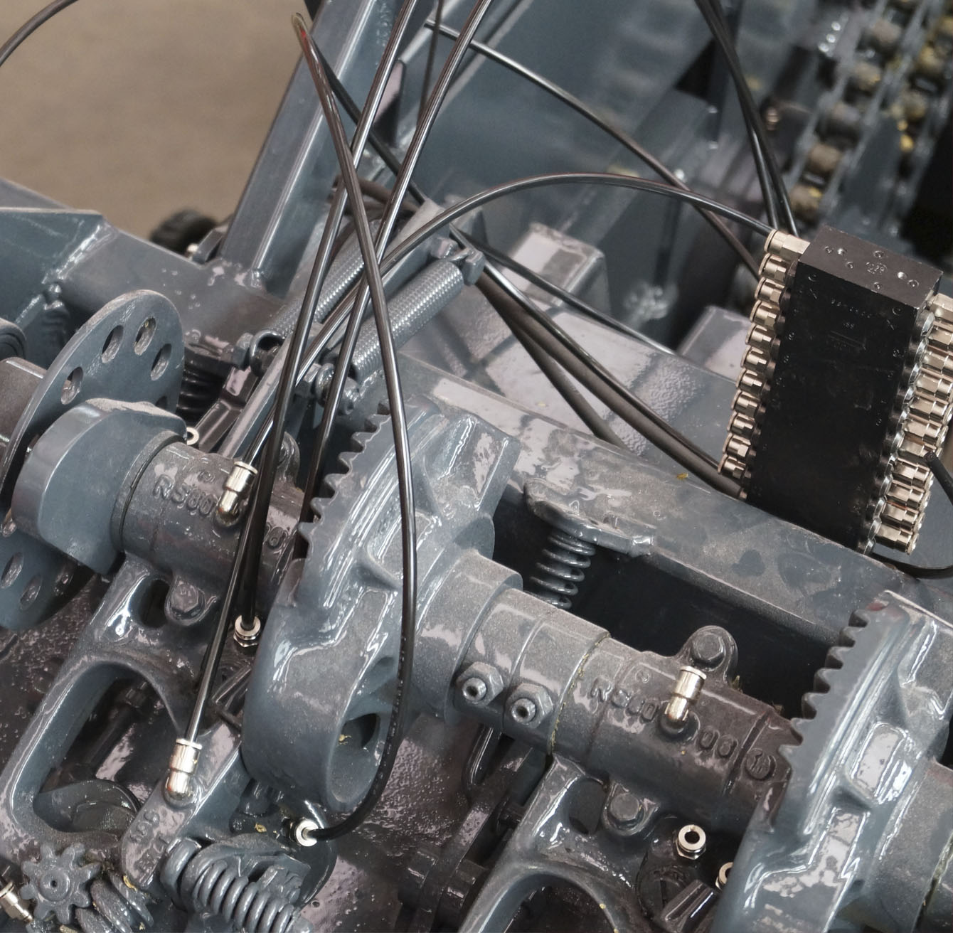 Ротор с вращающейся декой (Advanced Rotor System) 